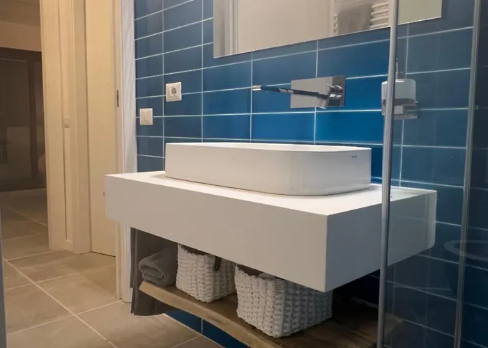 Theview108, Rena Bianca Apartment