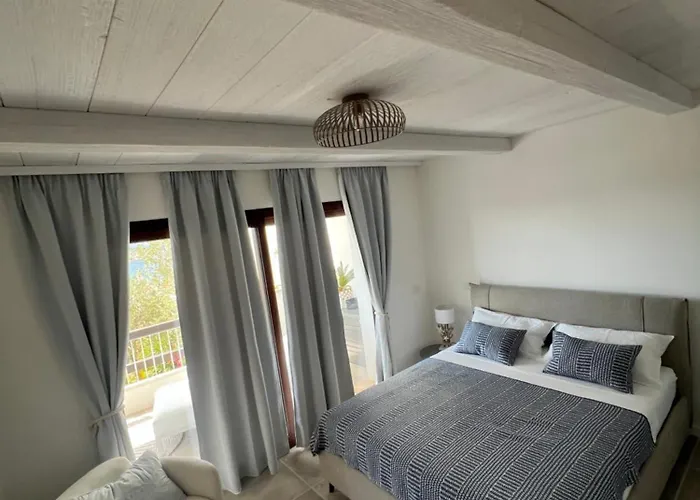 Theview108, Rena Bianca Апартаменты *